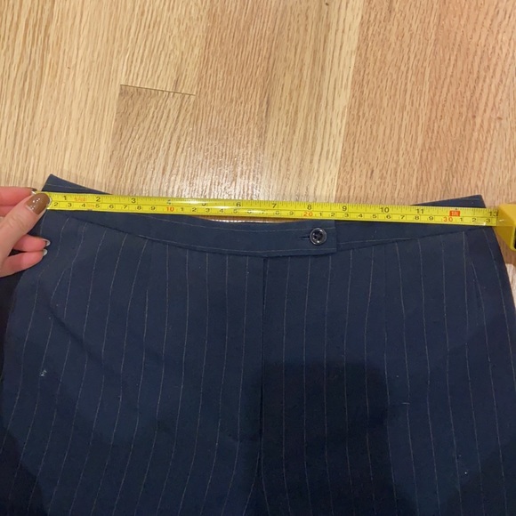 Pinstripe 90s trousers - Picture 3 of 5